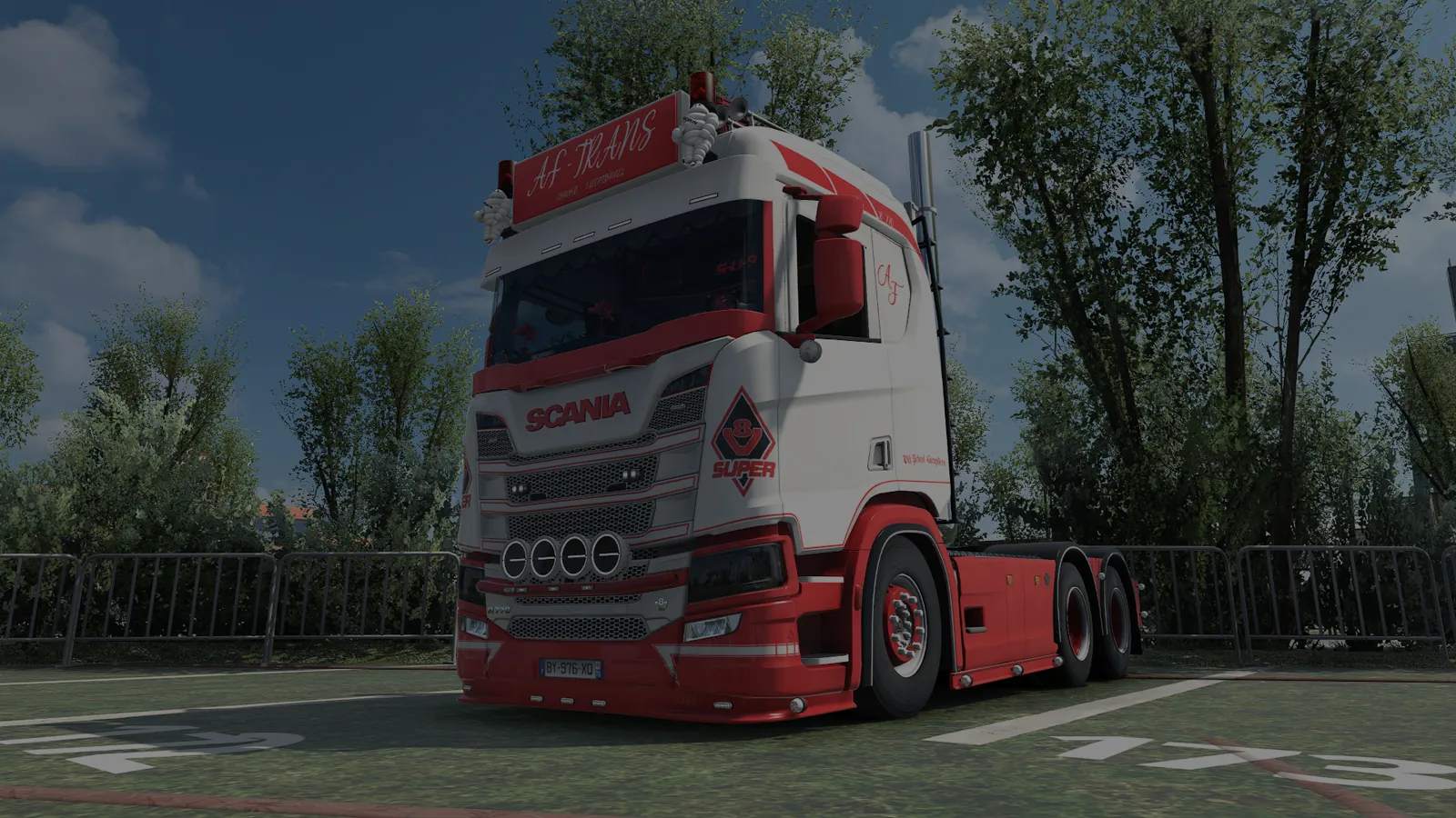 Tracteur Scania S Super aux couleurs blanc et rouge d’AF Trans